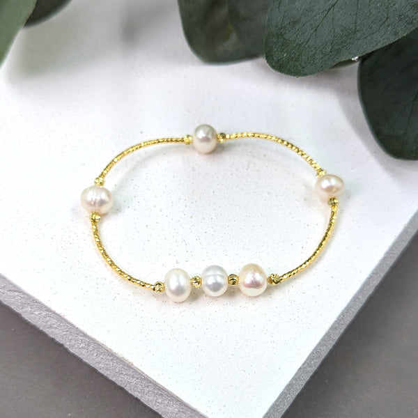 Real pearl stretchy bracelet with fine tube components