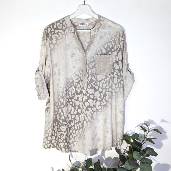 Viscose subtle animal print top with subtle sequin pocket and neckline (M)