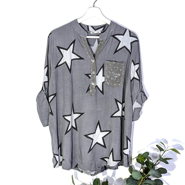 Open star print shirt with subtle sequin detail on pocket and neckline (M)