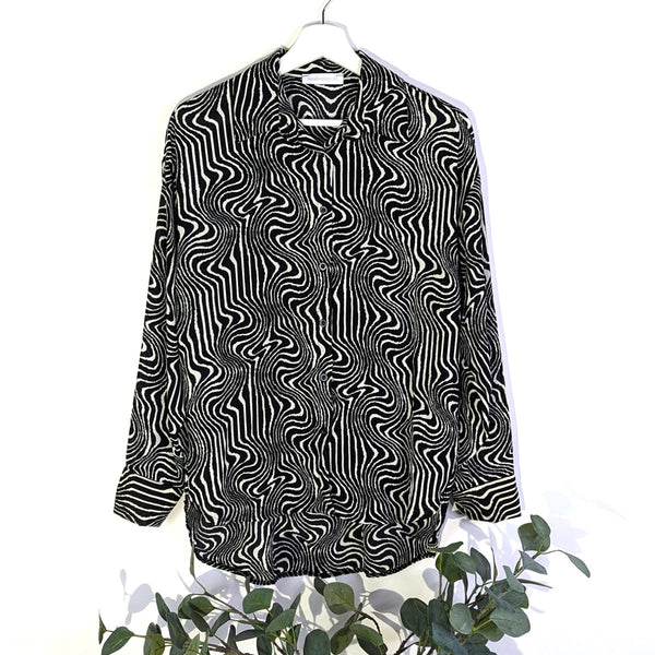 Organic swirl print shirt (M-L)