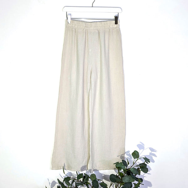 Straight leg cotton waffle fabric trousers with elasticated waist (S-M)