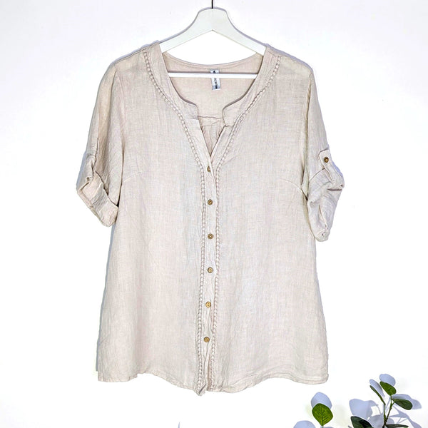 Pure linen shirt with crochet edge and coco buttons