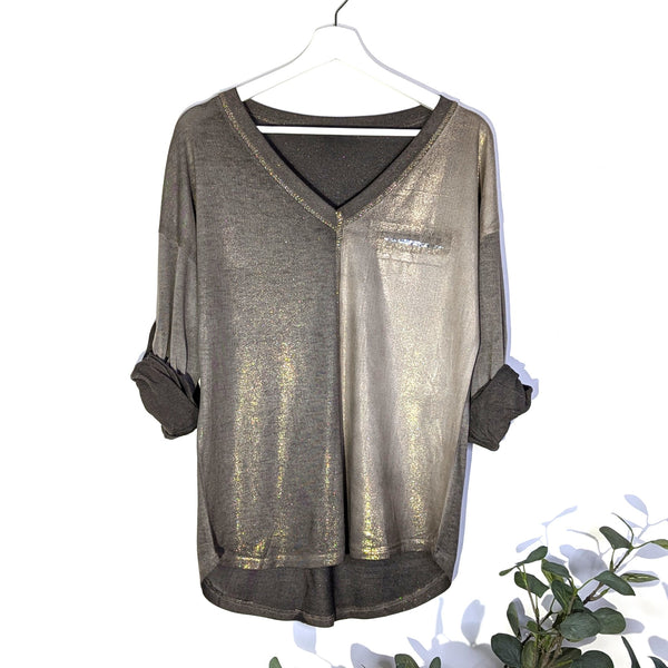 Subtle hot print hi-lo long sleeve top with sequin pocket detail (M)