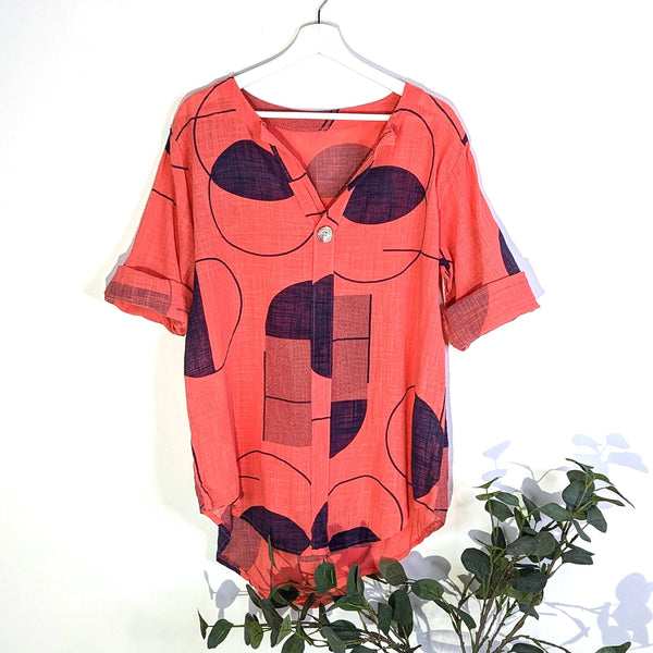 Circles and lines block print casual top