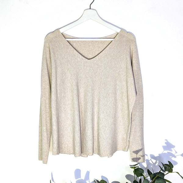 Viscose mix plain V-neck jumper