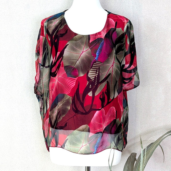 Coral garden digital print silk blend boxy top with a slight sleeve