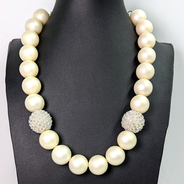 Pearl like beaded statement necklace with crystal feature beads