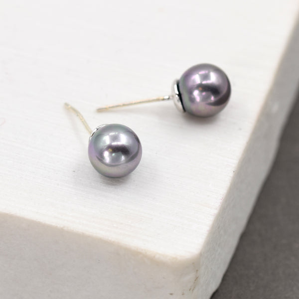 Grey pearl silver stud earrings