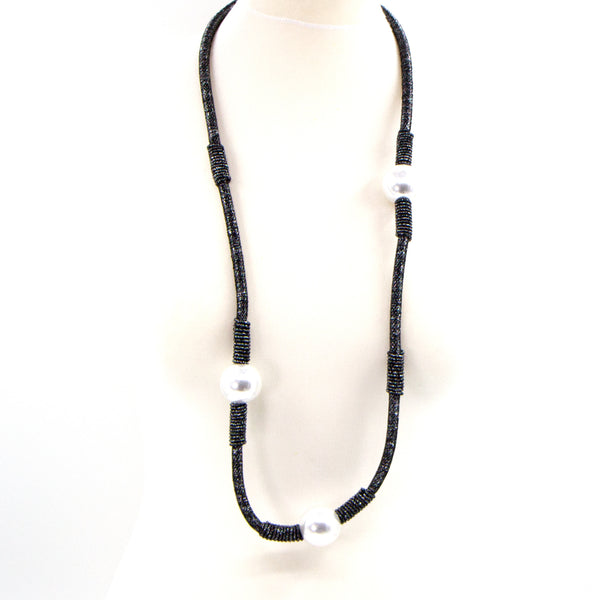 Long simple necklace with 3 big feature pearls