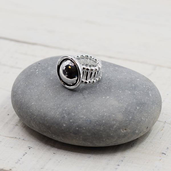 Stretchy silver ring