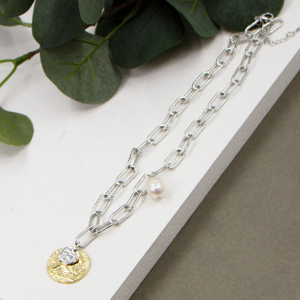 Single coin pendant and real pearl on short chain necklace