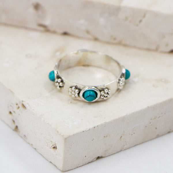 925 Silver stacking ring with flower motif and turquoise stone - Size 6