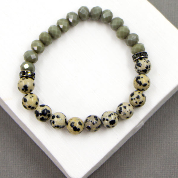 Sage green cut glass beaded bracelet