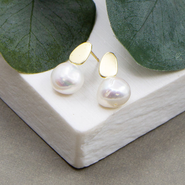 Real pearl studs with contemporary component