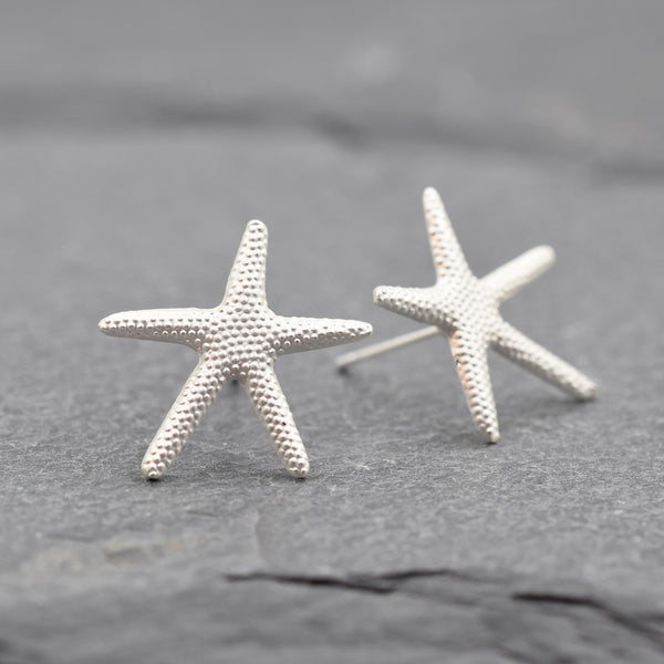 Pretty little starfish earrings