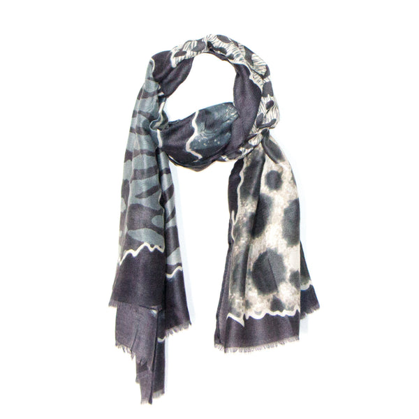 90cm x 180cm giraffe tiger and leopard print substantial scarf 100% viscose