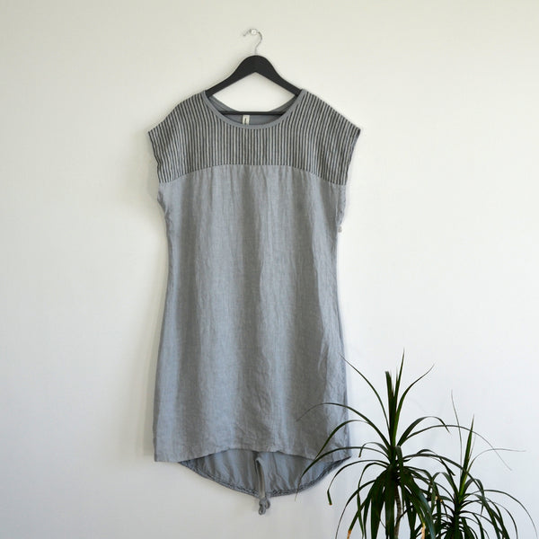 Long linen front top with striped metallic upper part and drawstring detail back