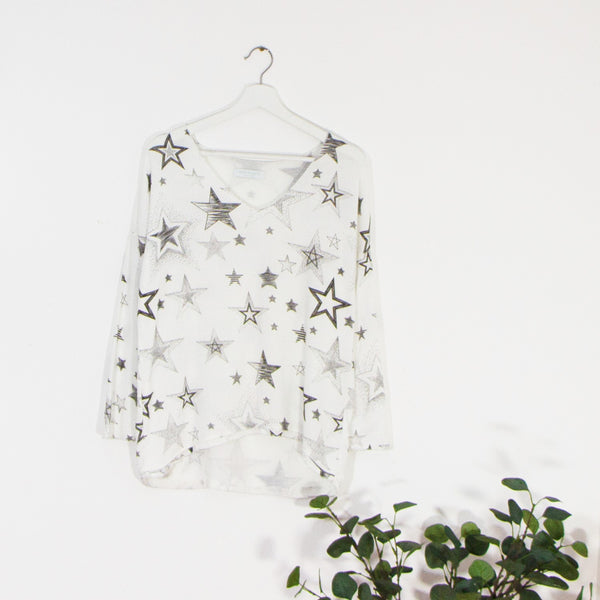 Long sleeve viscose v neck top with mixed star print