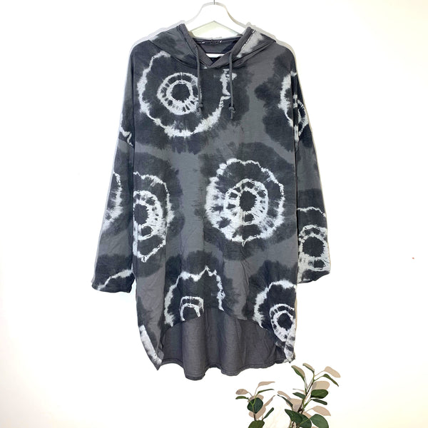 Hi-low hooded jersey tie dye top