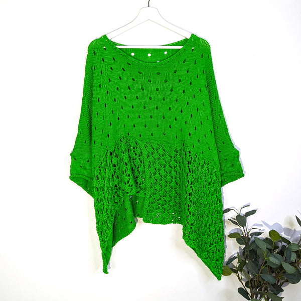 Split hem jumper with circular patterns (M-L)