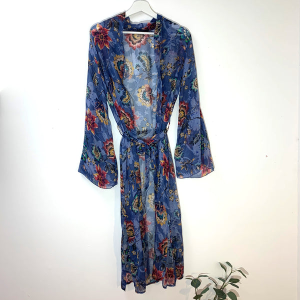 Floral pattern long silk kimono (S-M)