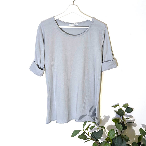 Long sleeve jersey top with raw edge neck and hemline (M)