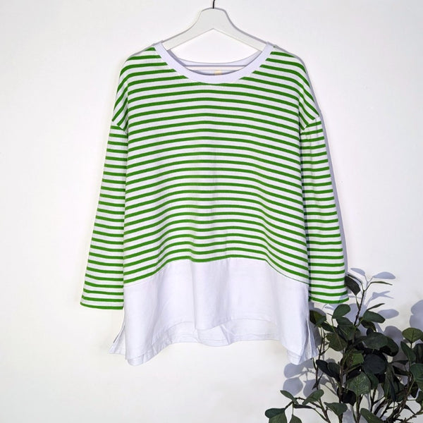 Medium stripe top with white lower panel (M)