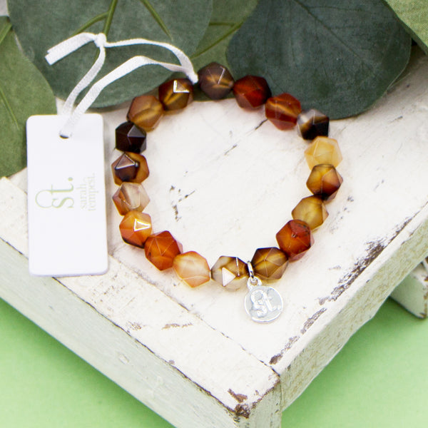 Semi-precious facetted beaded bracelet with ST logo charm