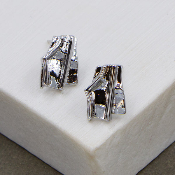 Random effect contemporary stud earrings