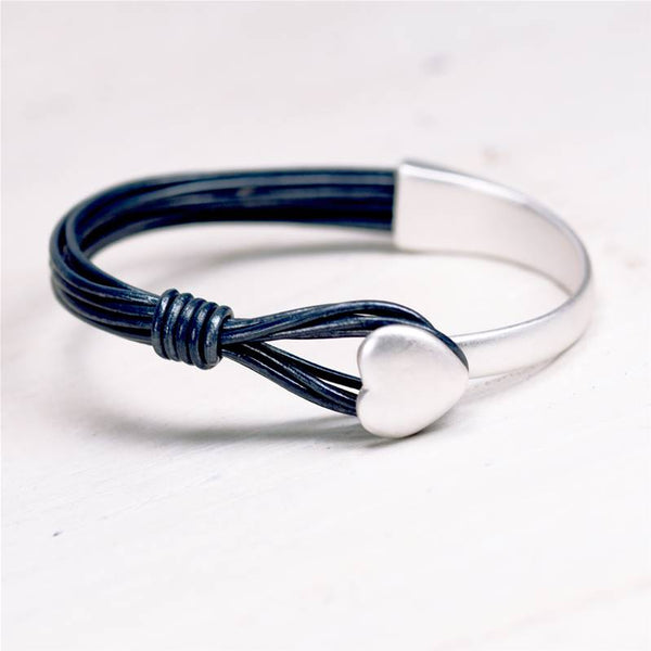 Leather bangle with heart feature clasp