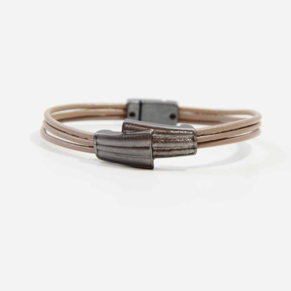 Groove component leather bracelet