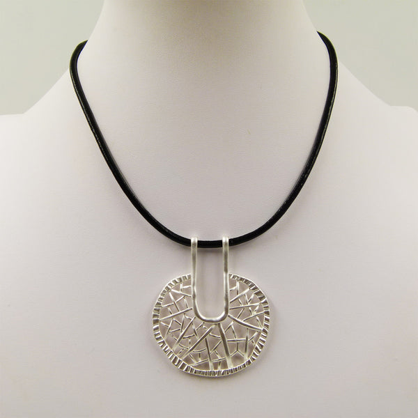 Irregular lattice circle pendant on short leather necklace