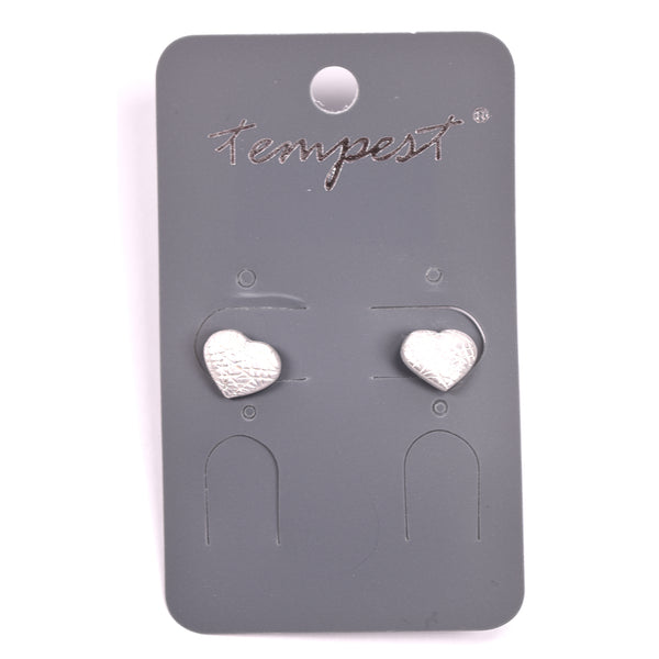 Scratched heart stud earrings