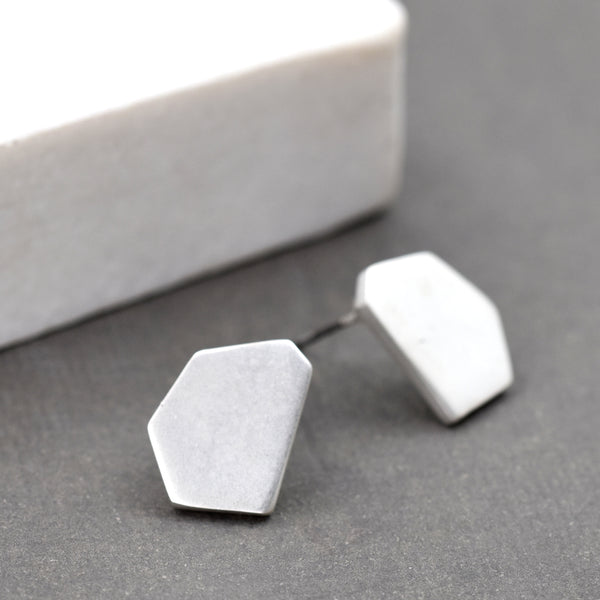 Hexogan like shaped stud earrings