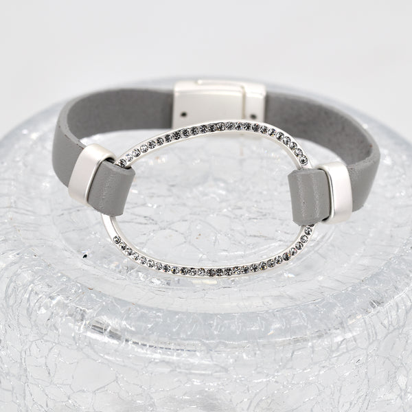 Organic shaped open circle pedant bracelet with crystals