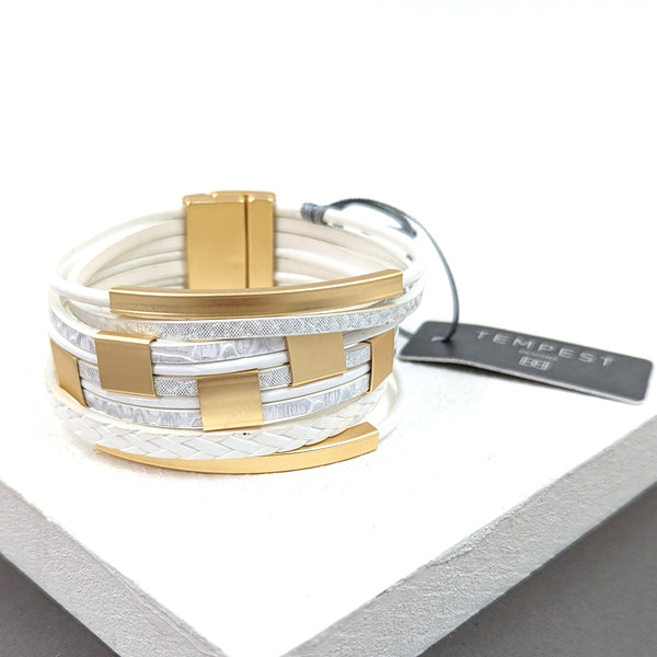 Multi strand magnetic cuff with square and tube components