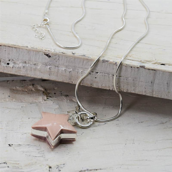 Nude resin star pendant necklace