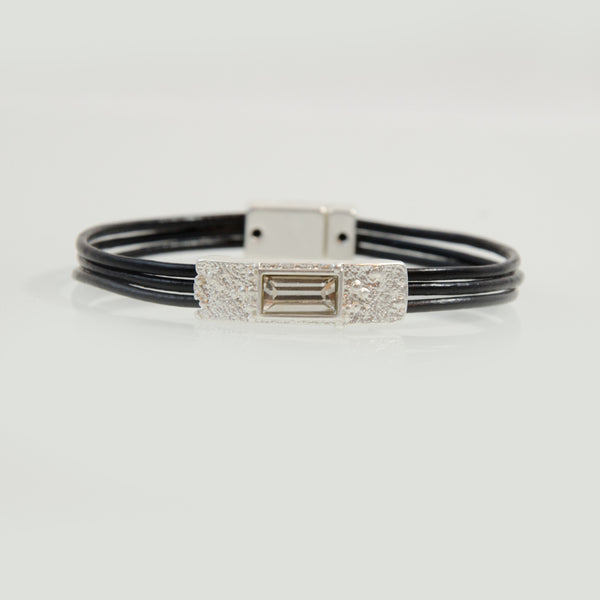 Wrap around leather bracelet with rectangular stone